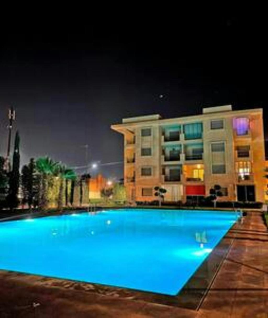 Appartement Magnifique Spacieux Avec Belle Terrasse Ensoleillee