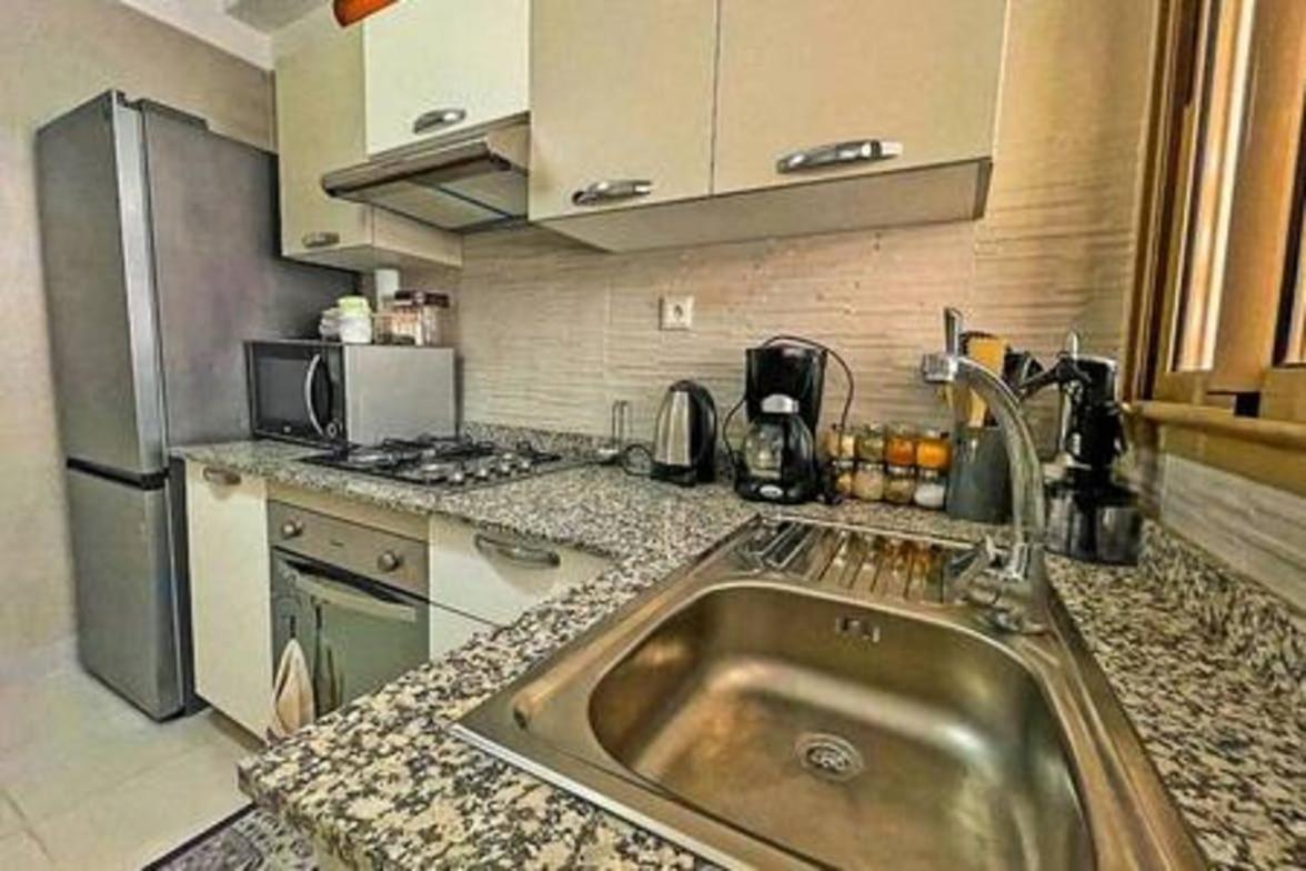 Magnifique Spacieux Avec Belle Terrasse Ensoleillee Appartement