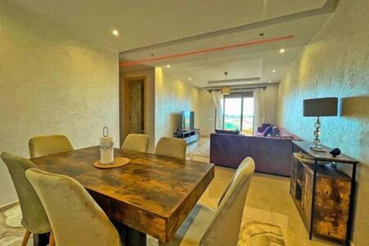 Magnifique Spacieux Avec Belle Terrasse Ensoleillee Appartement *